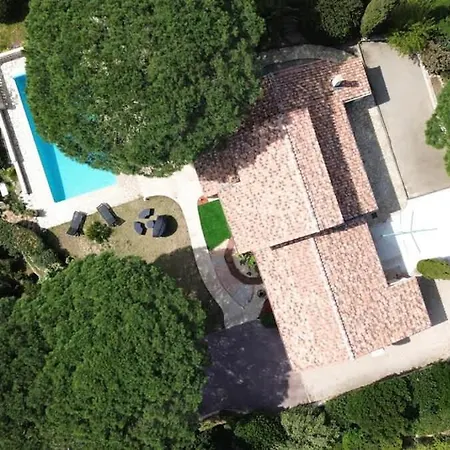 Vue Piscine Chauffee Les Issambres Villa *