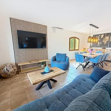 Vue Piscine Chauffee Les Issambres Villa *